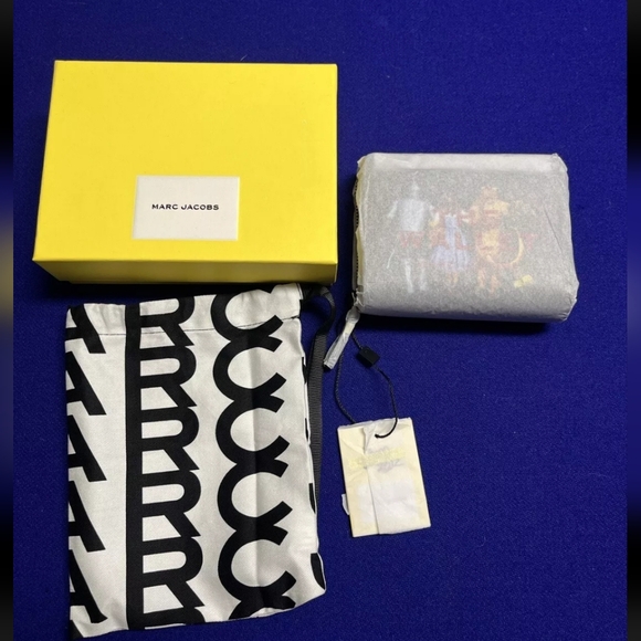Marc Jacobs Compact Wallet NWT - Picture 2 of 7